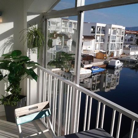 Superbe Appartement , Tout Confort, 40 M2 + 10 M2 Terrasse Empuriabrava Exterior photo